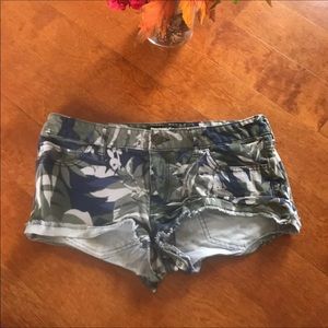 Express Olive Green & Navy Blue Jean Shorts Size 4